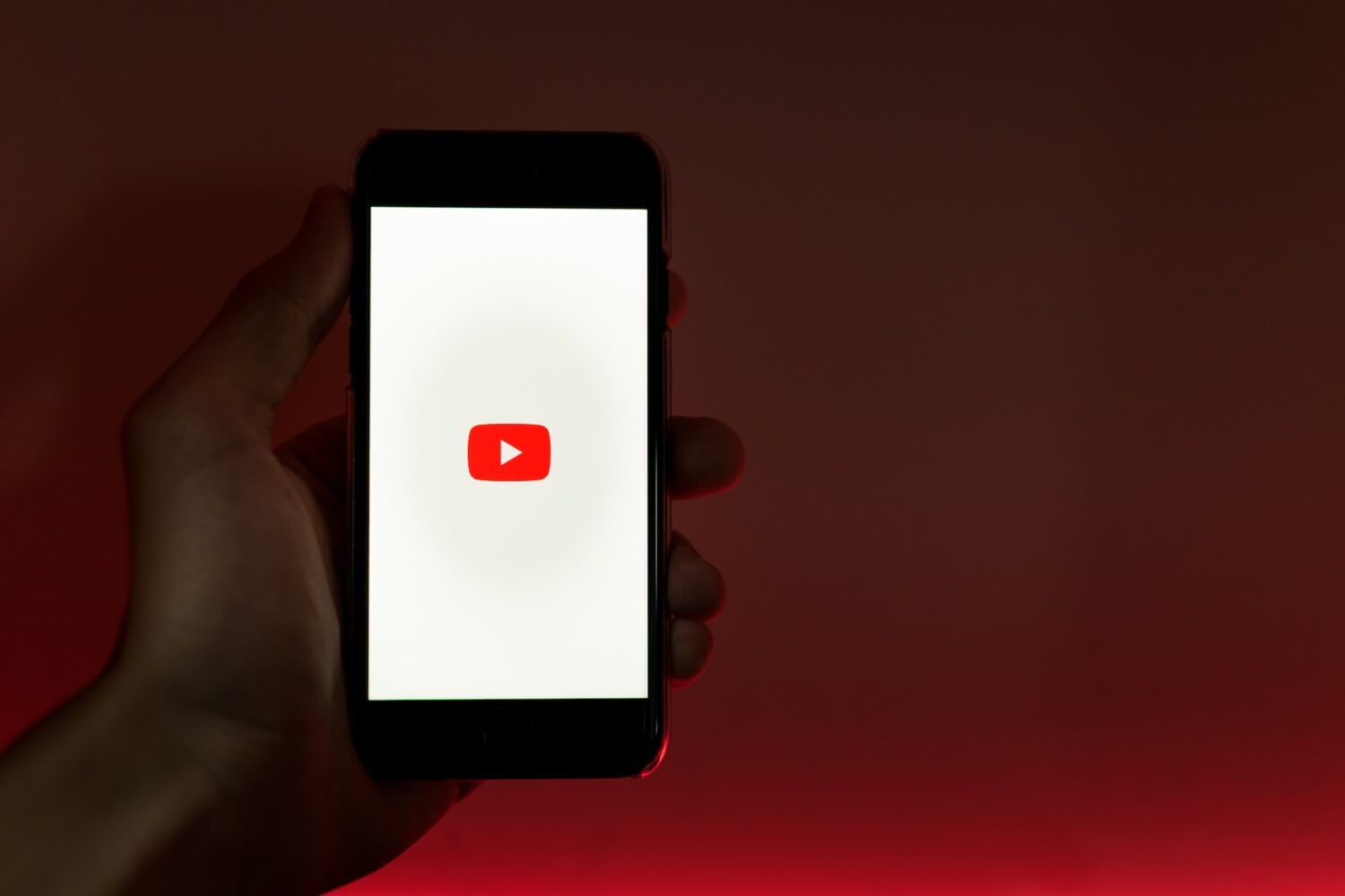 6 Types of Ads on YouTube: Which One Is Best for Your Marketing Campaign?